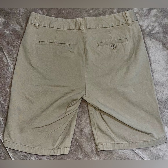 J Crew Bermuda Shorts - Picture 3 of 3